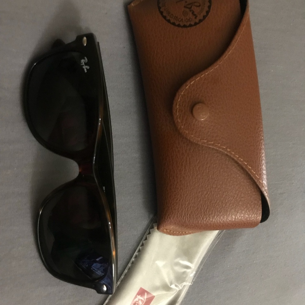 Rayban wayfarer sunglasses